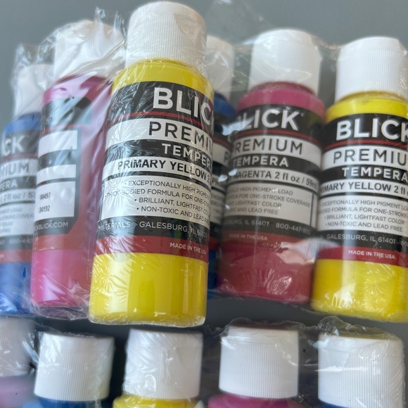 🩷🩵💛 NWT - Blick Premium Tempera Paint Sets, Blue, Magenta, Yellow - 2oz Bottles - Picture 3 of 5